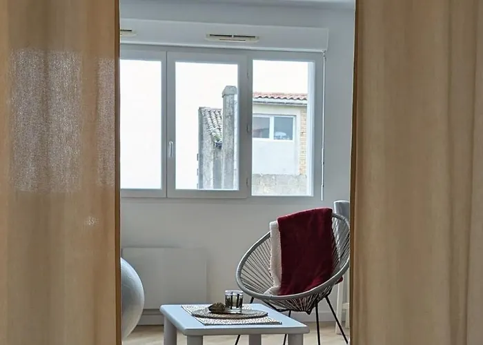 Appt Lumineux Refait à Neuf, Vers Place Stalingrad Bordeaux