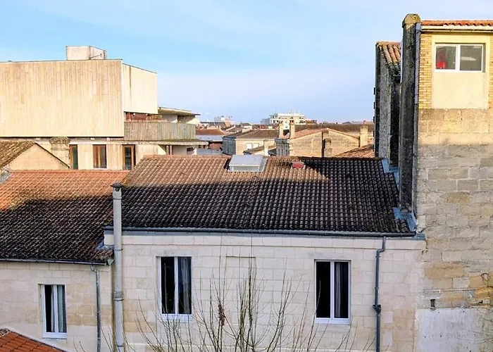 Appt Lumineux Refait A Neuf, Vers Place Stalingrad 公寓 *