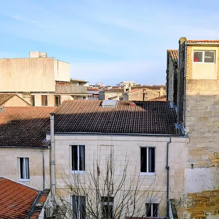 Appt Lumineux Refait à Neuf, Vers Place Stalingrad Appartamento *